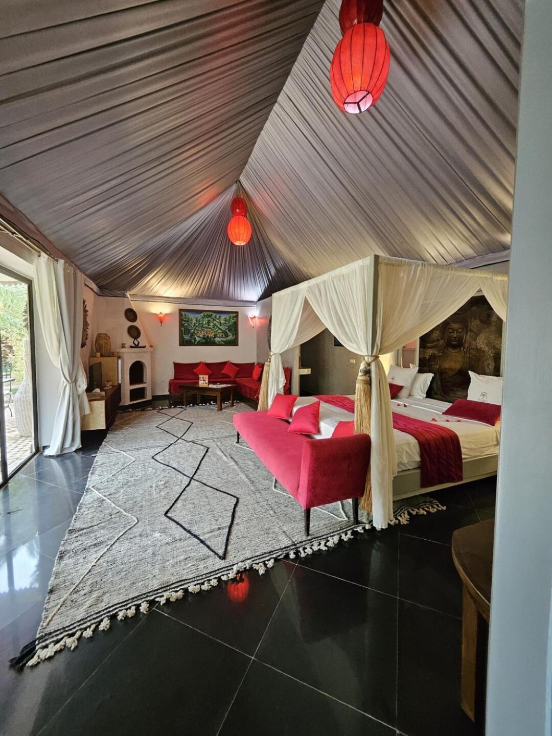 Eden & Hotel 5*